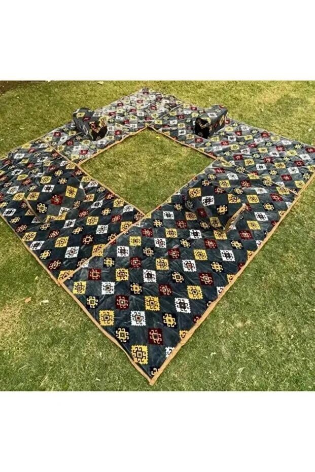 طقم جلسة بر ملكي 8 قطع بتصميم فاخر للرحلات والحدائق ، مجلس 8 قطع للبر,4 مددات أرضية و 4 مركي و 4 سجادة 200×80 سم (أزرق مزخرفه)