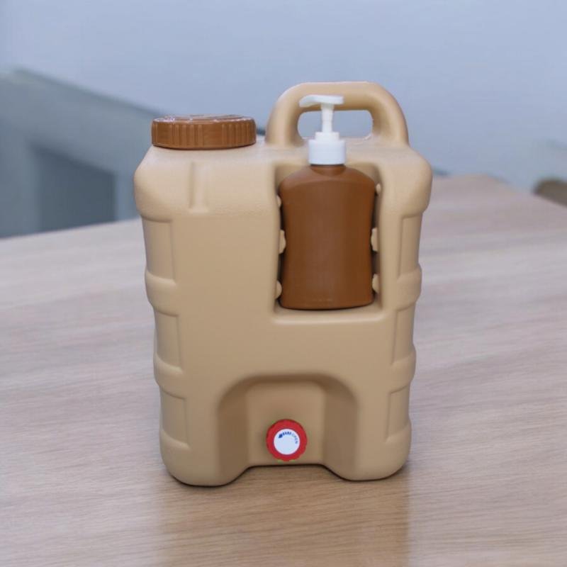 جركل ماء للرحلات مع علبة صابون سائل – 20 لتر 💧