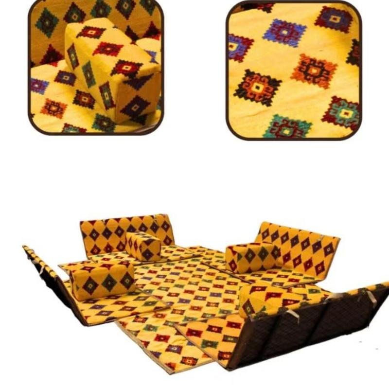 طقم جلسة أرضية 9 قطع: فرشة 300×200 سم، 4 كراسي أرضية لشخصين و4 مراكي مريحة، تصميم عربي عصري
