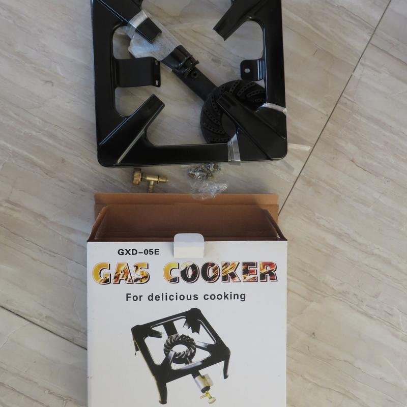 موقد محمول يعمل بالغاز والبروبان والحديد الزهر للاستخدام في الفناء والتخييم في الهواء الطلق مقاس 40 × 40 سم