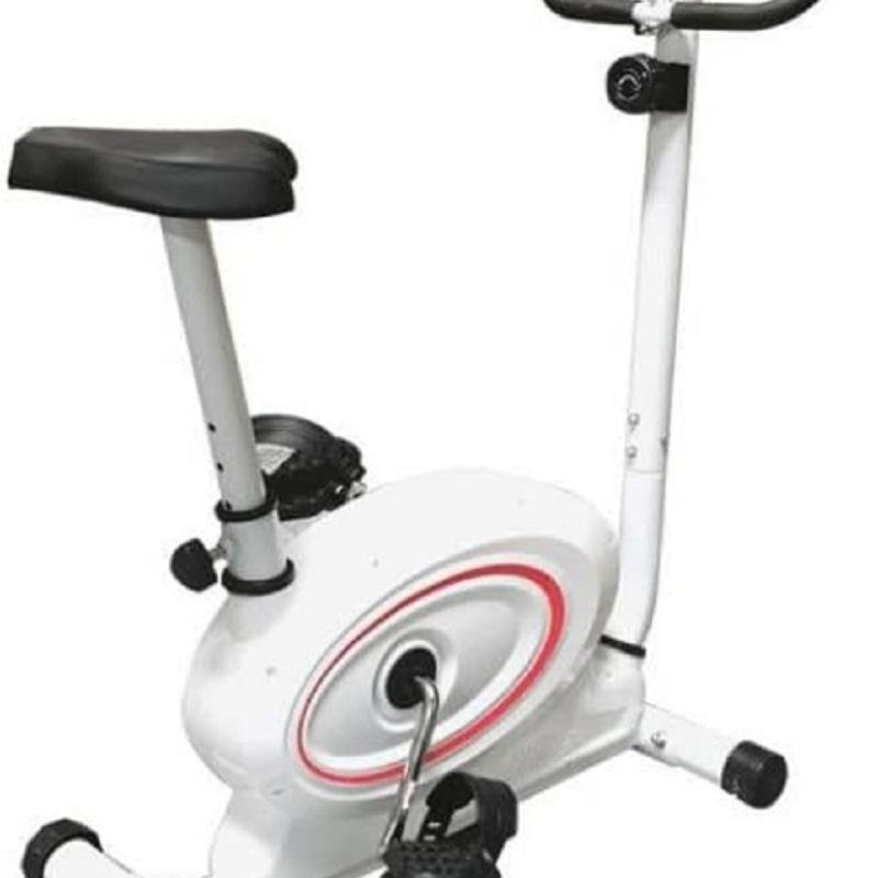 دراجة تمارين مغناطيسية BC-2300 – مقعد مريح، 8 مستويات مقاومة، آمنة للتمارين المنزلية