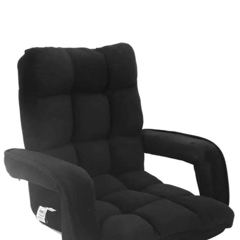 كرسي أرضي مبطن مع مسند للذراعين للتخييم والسفر