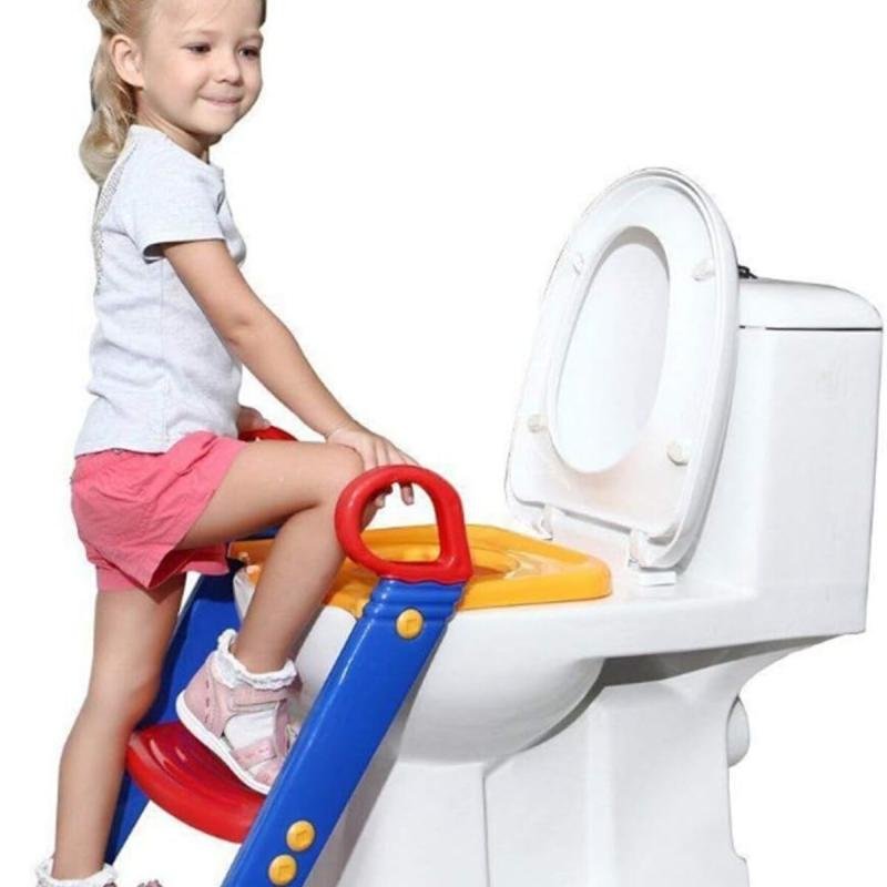 🚽 كرسي بوتي تدريب الأطفال على الحمام مع سلم ثابت وآمن قابل للطي والتعديل لجميع المراحيض