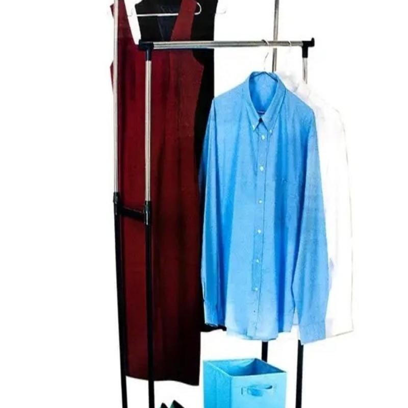 ستاند ستيل للملابس عجلات متحركة يمكن وضعة في مساحة صغيرة بالغرف