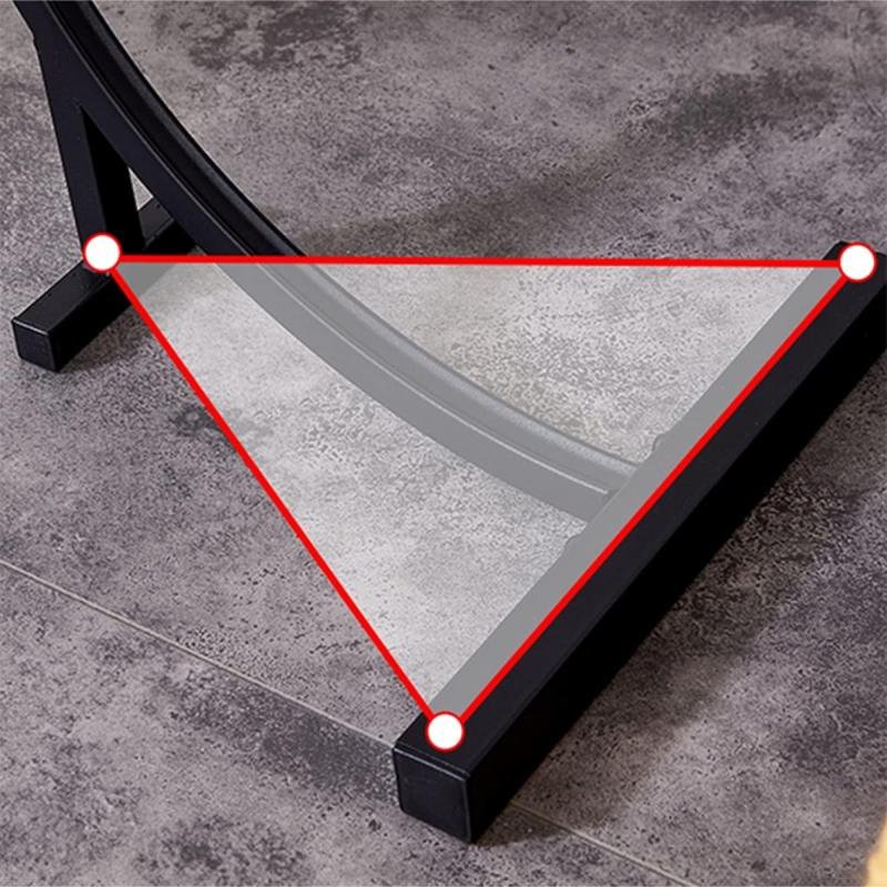 طاولة قهوة عصرية | طاولة جانبية على شكل حرف C بسطح خشبي على شكل زهرة وإطار معدني أسود