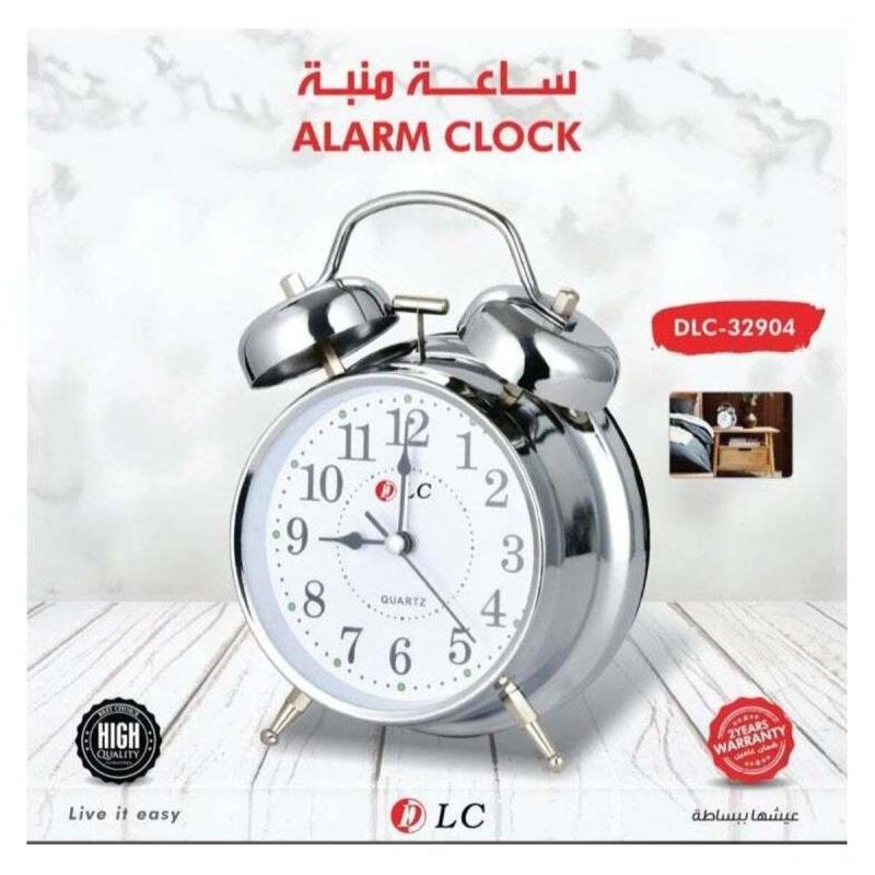 ساعة منبه مصنوعة من معدن مطلي بالكروم مع وظيفة جرس التنبيه وقرص أبيض