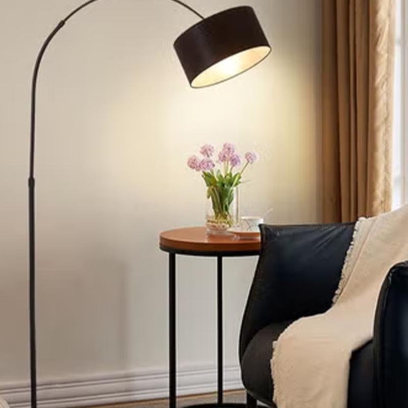 مصباح أرضي LED عمودي بتصميم كلاسيكي منحني