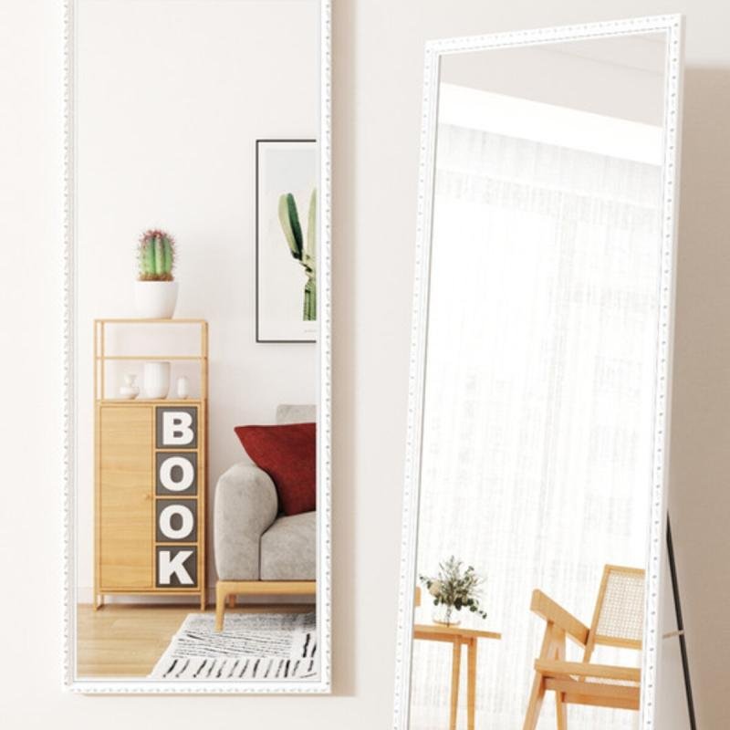 مرآة أرضية معدنية كاملة الطول بتصميم خشبي 160 × 50 سم، لون أبيض/فضي