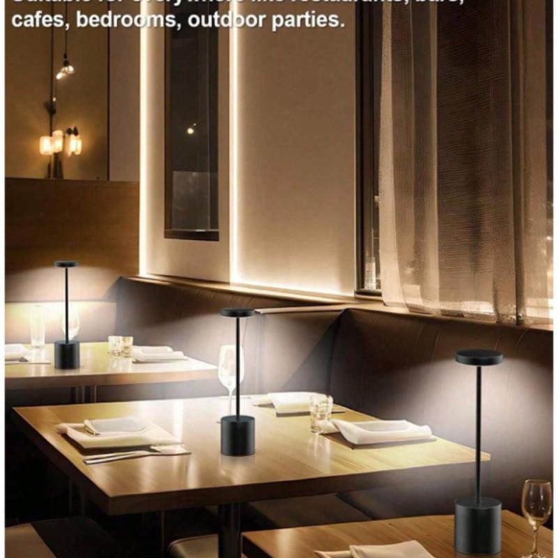 مصباح مكتبي لاسلكي قابل لإعادة الشحن بقوة 3600 مللي أمبير/ساعة، مصباح مكتبي اسود محمول معدني.