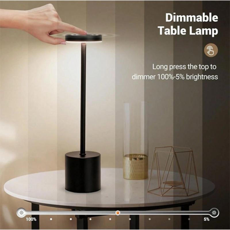 مصباح مكتبي لاسلكي قابل لإعادة الشحن بقوة 3600 مللي أمبير/ساعة، مصباح مكتبي اسود محمول معدني.