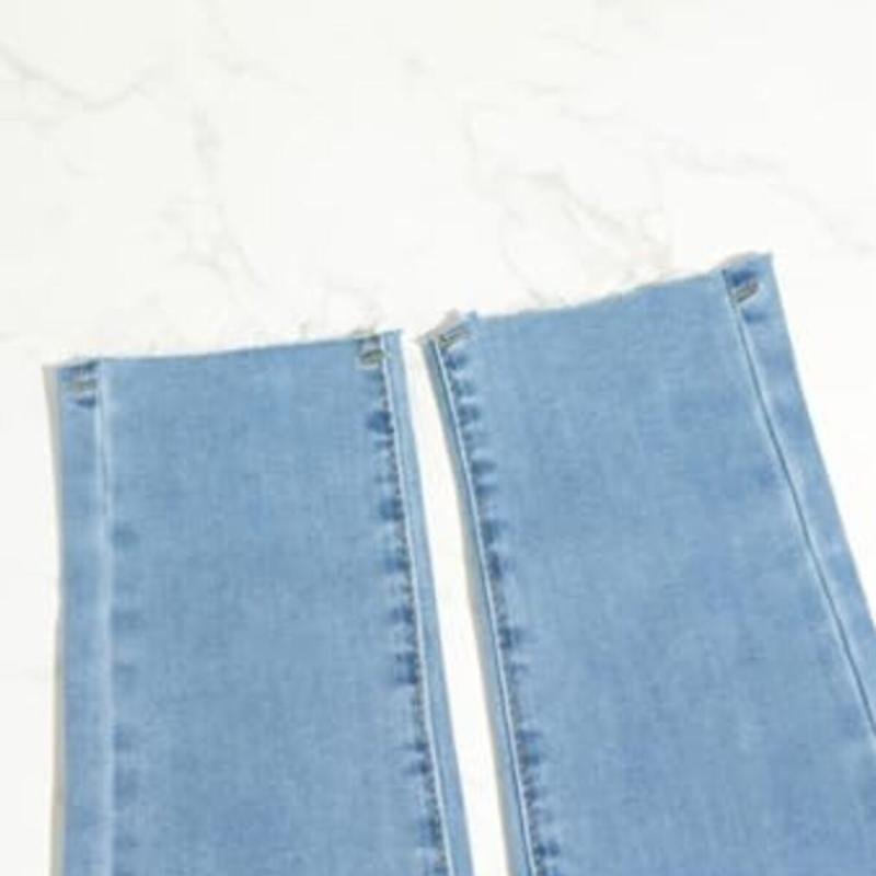 بنطلون جينز أزرق فاتح عصري للنساء من بونكا