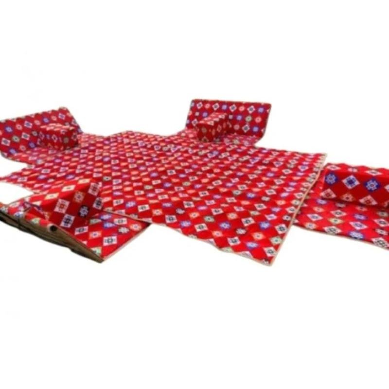 مجموعة جلسات أرضية خارجية للحوش بتصميم قماش سوري – عنابي