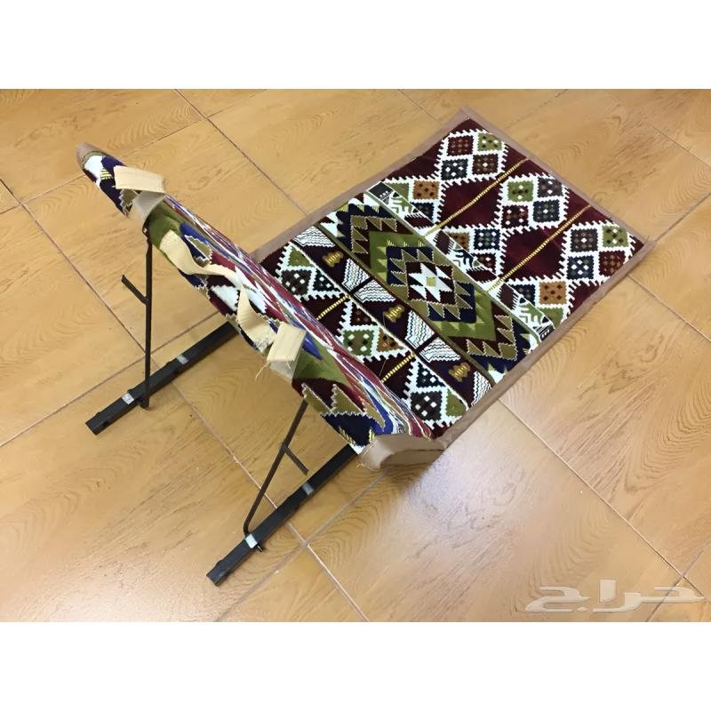 كرسي أرضي للرحلات قابل للطي شخص واحد